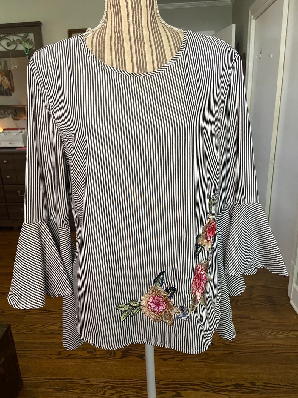Kontrol gray/white stripe blouse with floral appliqué & embroidery